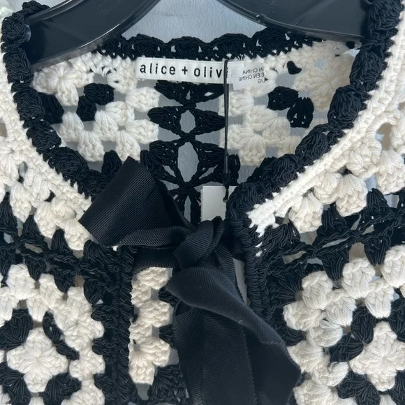 ALICE + OLIVIA ANDERSON CROPPED BOXY CARDIGAN WITH BOW
